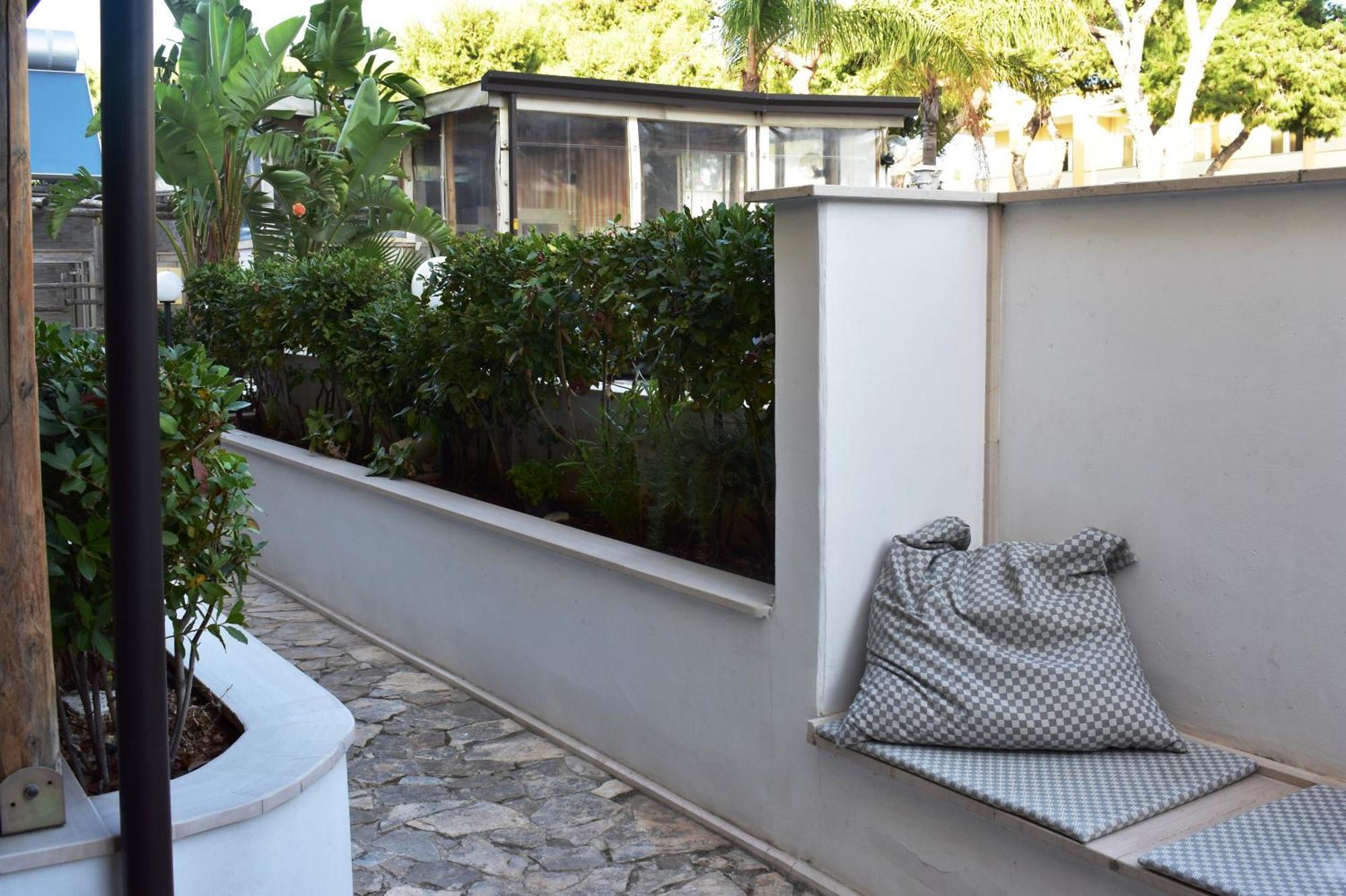 Art Village Residence Bisceglie Eksteriør billede